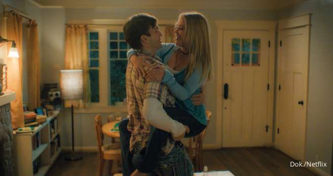 8 Film Romantis Netflix Asal Amerika Penuh Cerita Manis