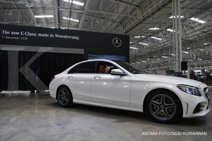 Produk baru Mercedes Benz new C-Class langsung disamber Bank Panin
