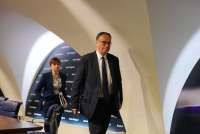 Kutipan: Gubernur Bank of England Buka Peluang Penurunan Suku Bunga Usai Voting Ketat