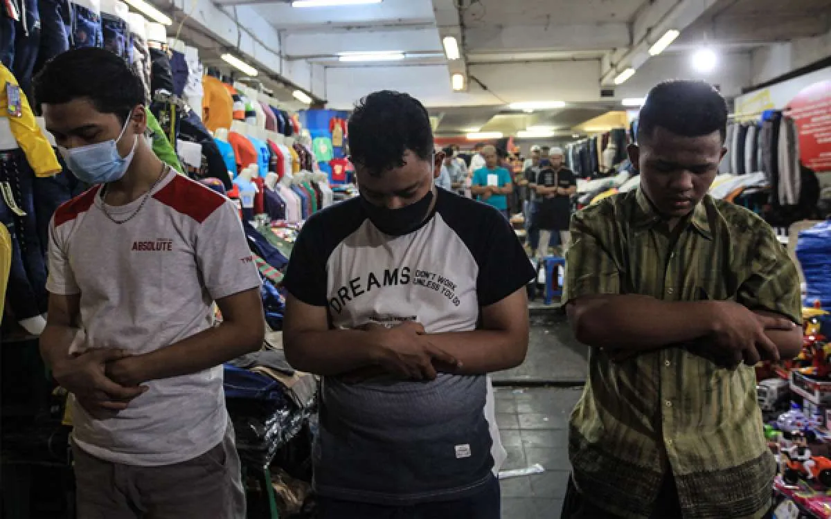 Intip Jadwal Sholat Manado pada Senin (29/4) dan Tips Ibadah Tepat Waktu