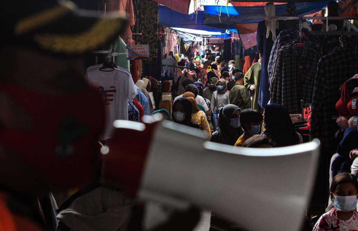 Protokol kesehatan di Pasar Tanah Abang