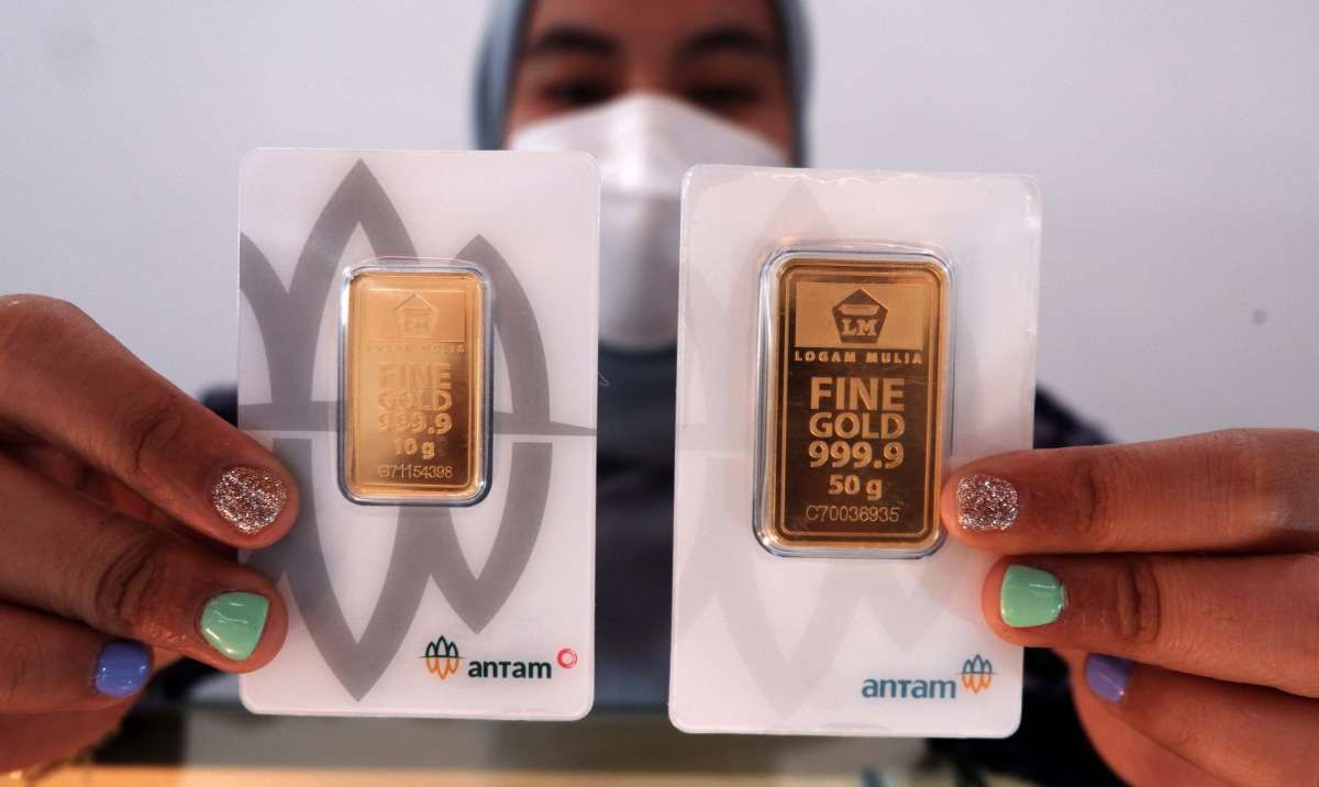 Terpapar Pemangkasan Stimulus, Tren Harga Emas Menurun