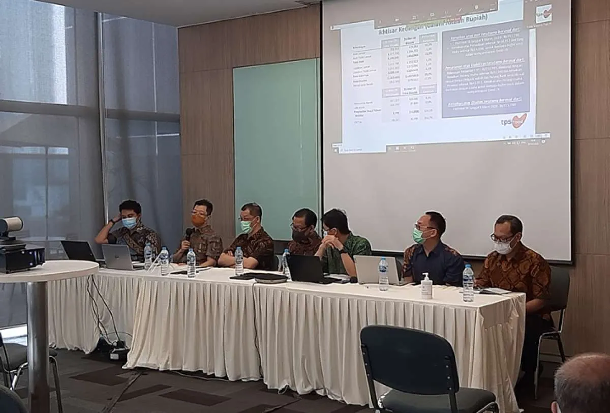 Tiga pilar (AISA) berharap BEI buka suspensi saham usai kewajiban dipenuhi