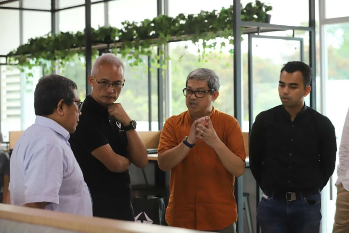 VKTR Gandeng ITB untuk Desain Bus dan Truk Listrik