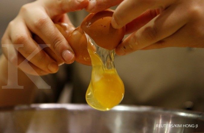 Warna telur orangnye lebih sehat dari kuning pucat? Ini penjelasannya 