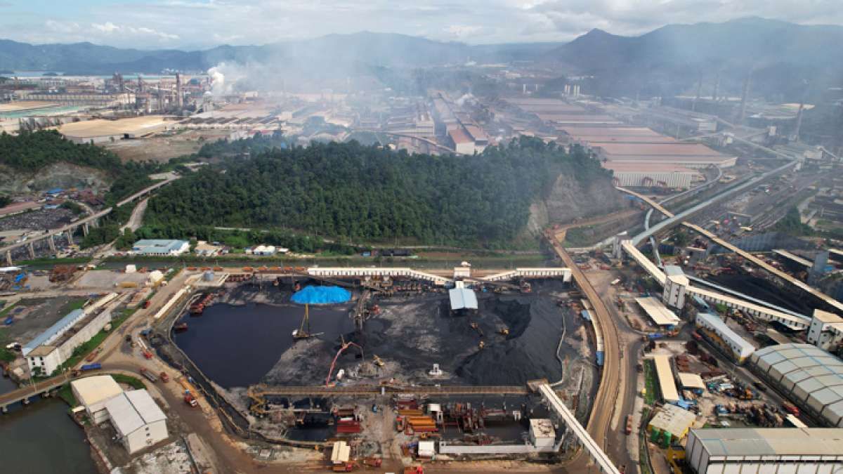 Transisi Energi di Industri Bisa Terganjal Kapasitas PLTU Mandiri yang Masih Tinggi
