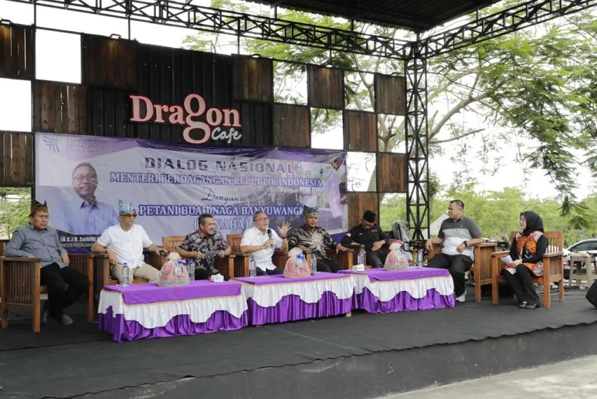 Dialog Petani di Banyuwangi, Mendag: Kemendag Permudah Akses Pasar Ekspor Buah Naga