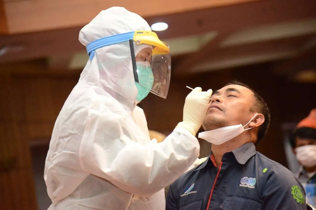 Jangan sampai keliru, berikut ini adalah perbedaan flu biasa dan COVID-19