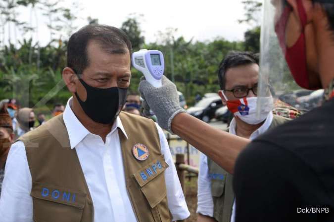 Tinjau pengungsian Gunung Merapi di Boyolali, kepala BNPB ingatkan protokol kesehatan