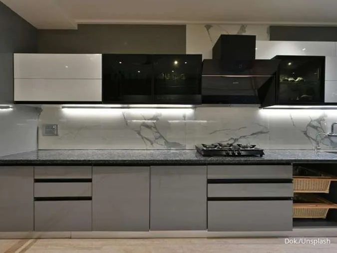 6 Cara Hemat Ubah Dapur Warna Abu-abu Menjadi Lebih Segar tanpa Renovasi Besar