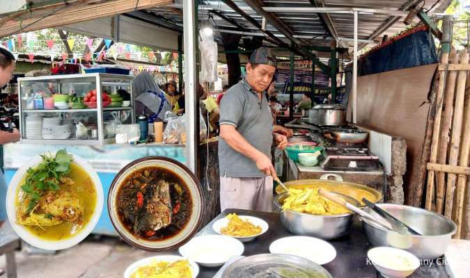Segarnya Kepala Kakap Kuah Kuning Pak Salim di Puri Kembangan