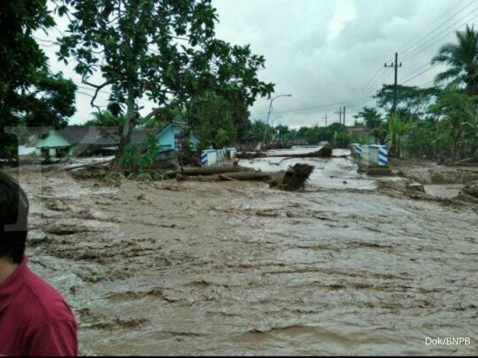 Banjir bandang terjang Banyuwangi, 325 rumah rusak