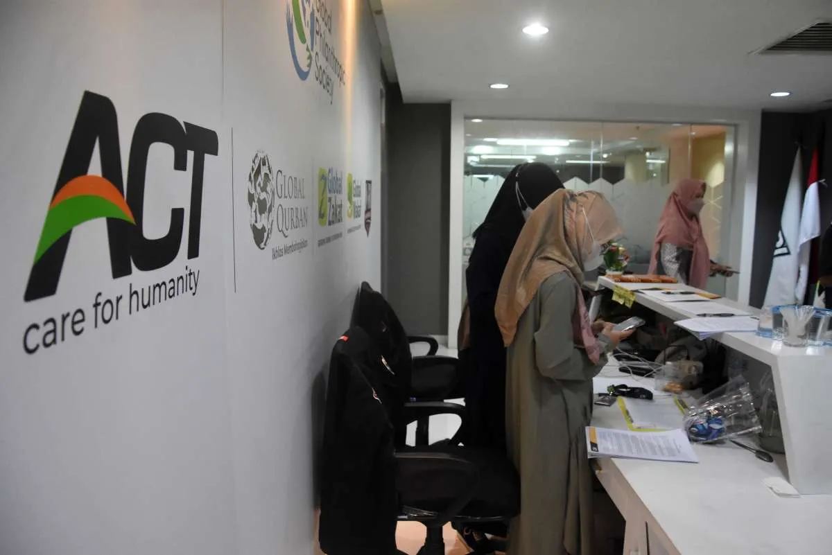 Polri Duga ACT Potong Donasi CSR 10%-20% untuk Gaji Karyawan