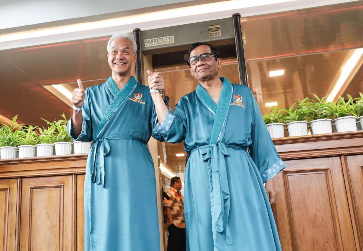 Pemeriksaan Kesehatan Pasangan Ganjar - Mahfud