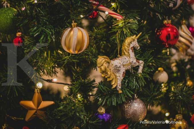 Cara Mudah Memasang Lampu di Pohon Natal Agar Terlihat Keren
