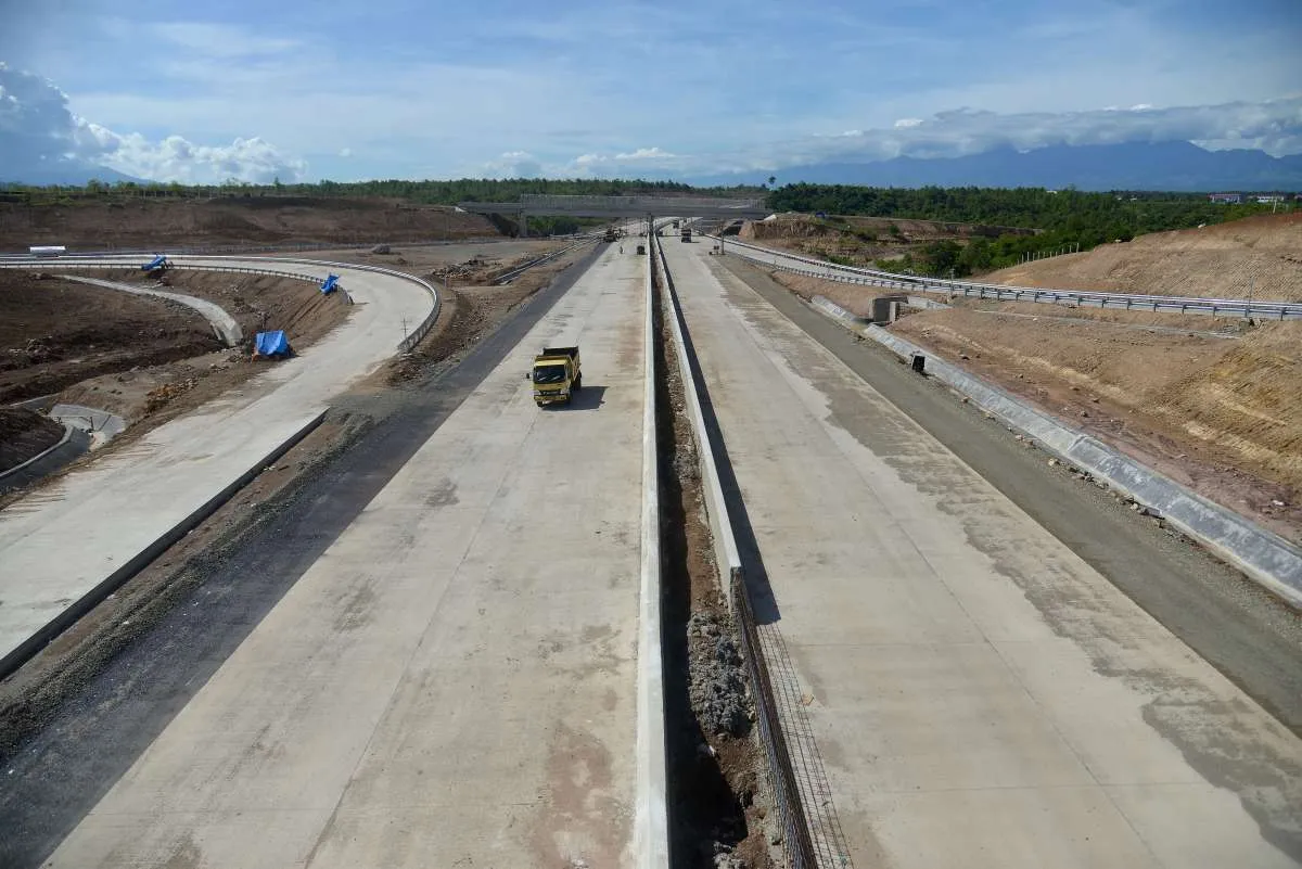 Jalan tol pertama di Aceh siap diresmikan Jokowi dalam waktu dekat 