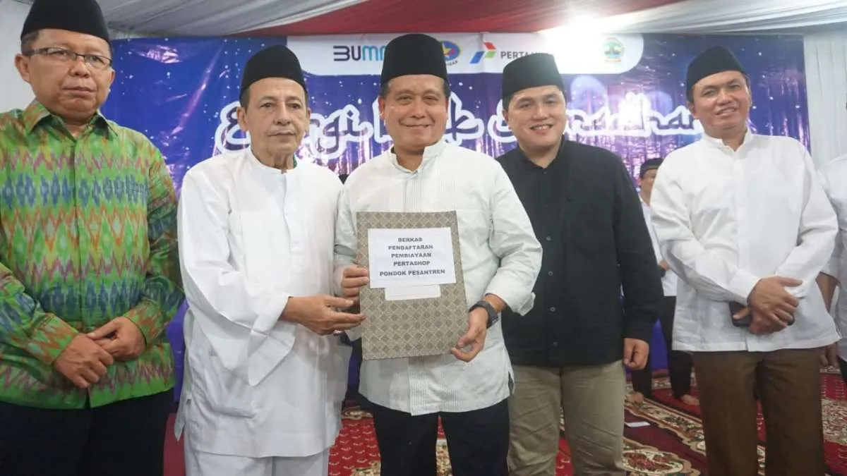 Dukung UMKM berbasis pesantren, BSI dan BPH Migas beri pembiayaan Pertashop