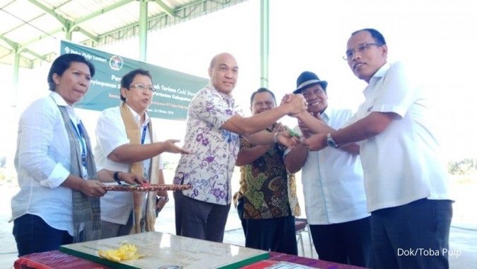 Toba Pulp Lestari beri bantuan cold storage kepada pemerintah kabupaten Humbahas