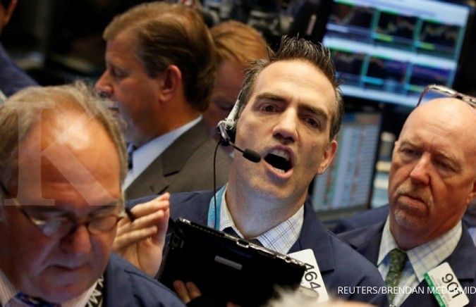 Wall Street memerah tersengat komentar The Fed
