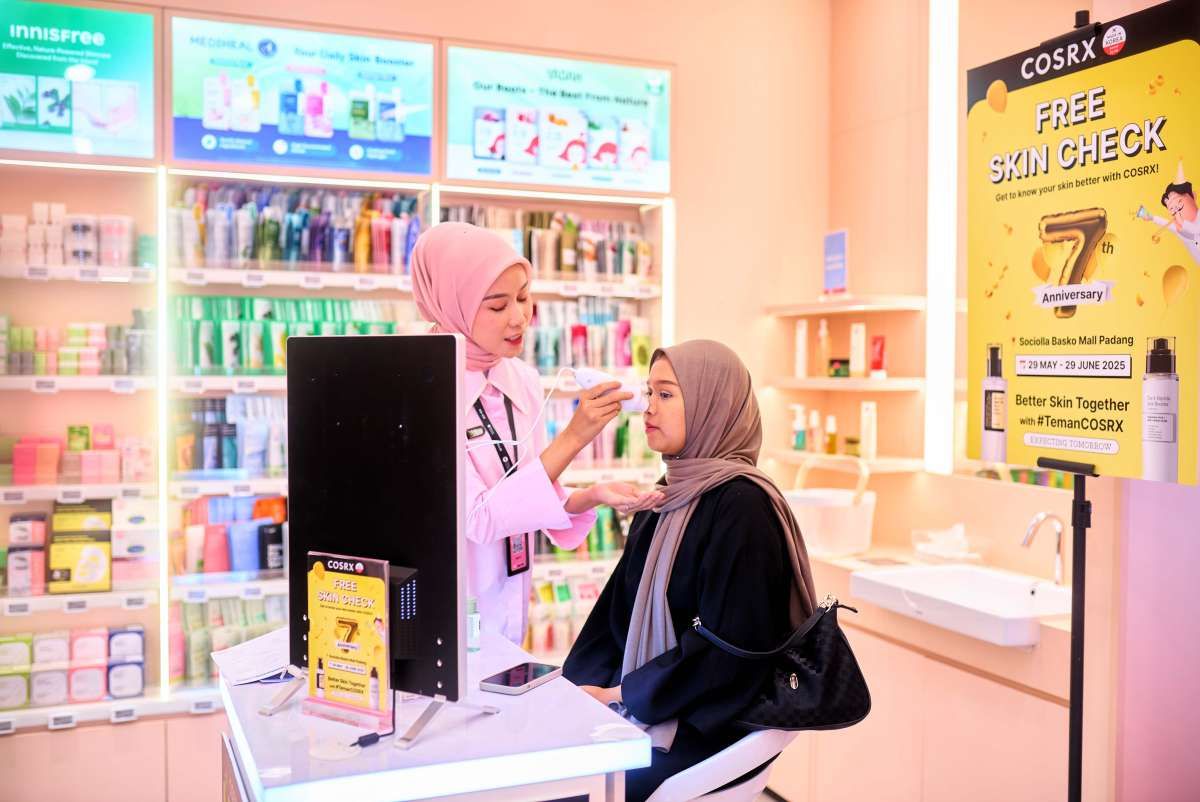 Social Bella Resmikan Gerai Pertama Sociolla di Padang