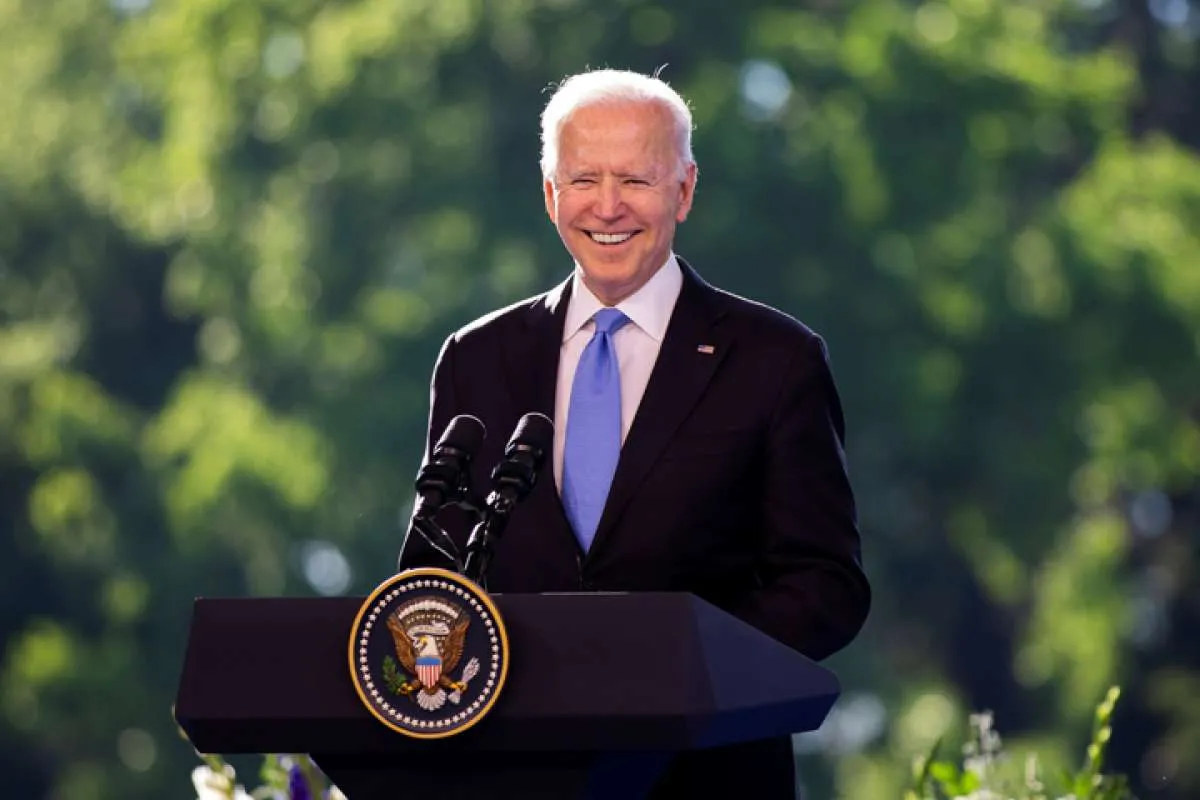 Joe Biden bagikan 55 juta vaksin Covid-19 ke berbagai negara, Indonesia termasuk
