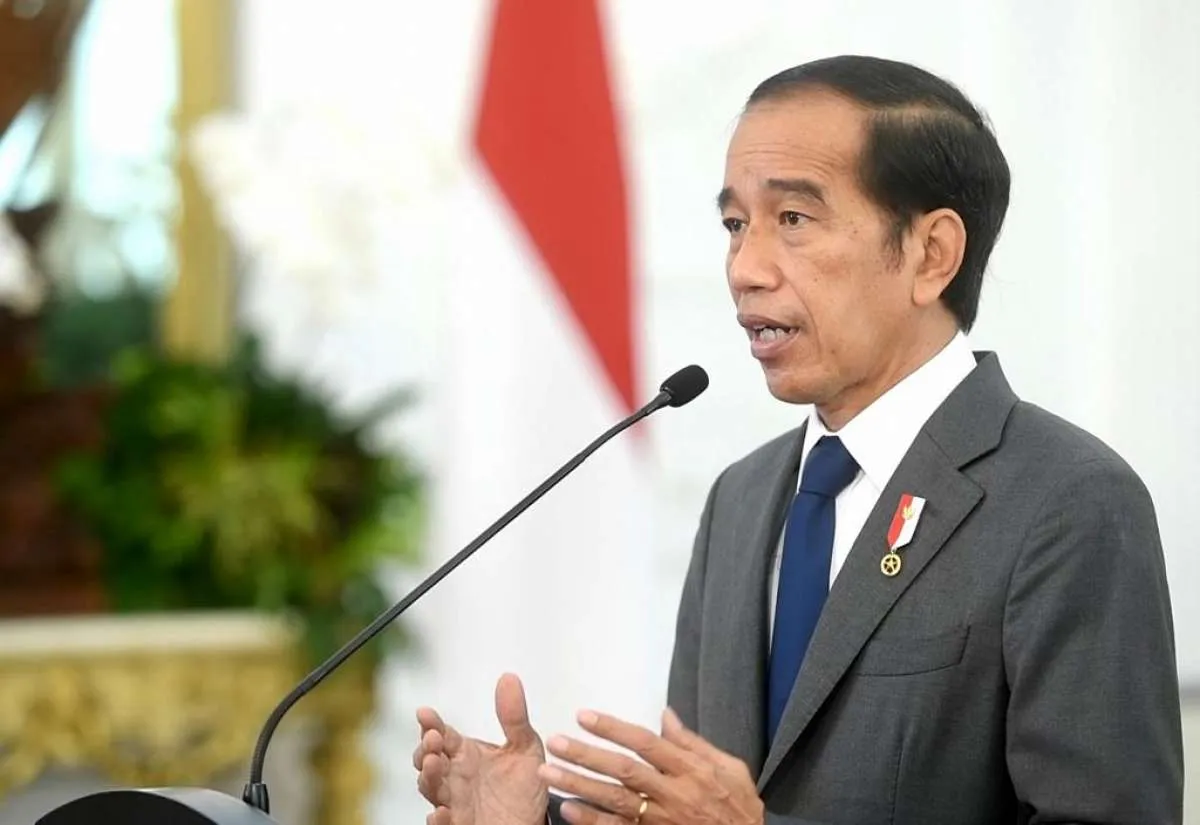 Jokowi Minta Syarat Pencairan JHT Dipermudah Bagi Pekerja