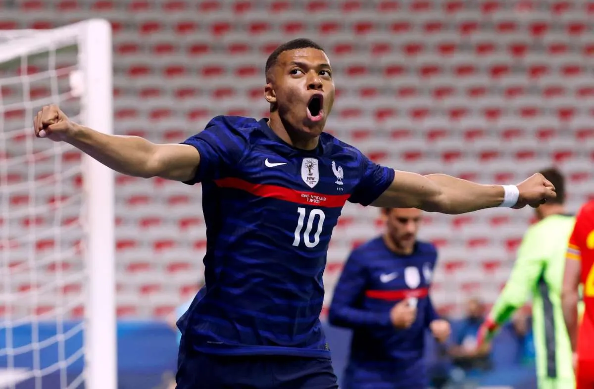 Presiden PSG pagari Kylian Mbappe, Real Madrid cari alternatif lain