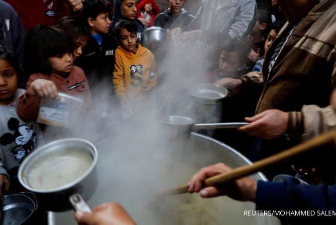 Warga Palestina Sambut Ramadan di Bawah Bayang-Bayang Perang dan Kelaparan