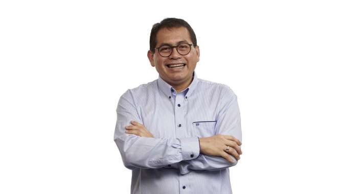 Dari Peagang Sukses Menjadi Bos Menara Telekomunikasi