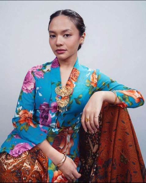 Pengalaman Belanja Online Amel Carla : Beli Barang Termahal dan Termurah