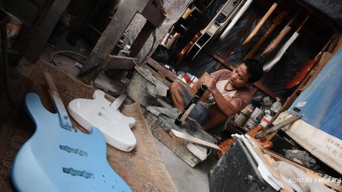 Sentra gitar Mancasan: Pusat gitar tiruan (2)