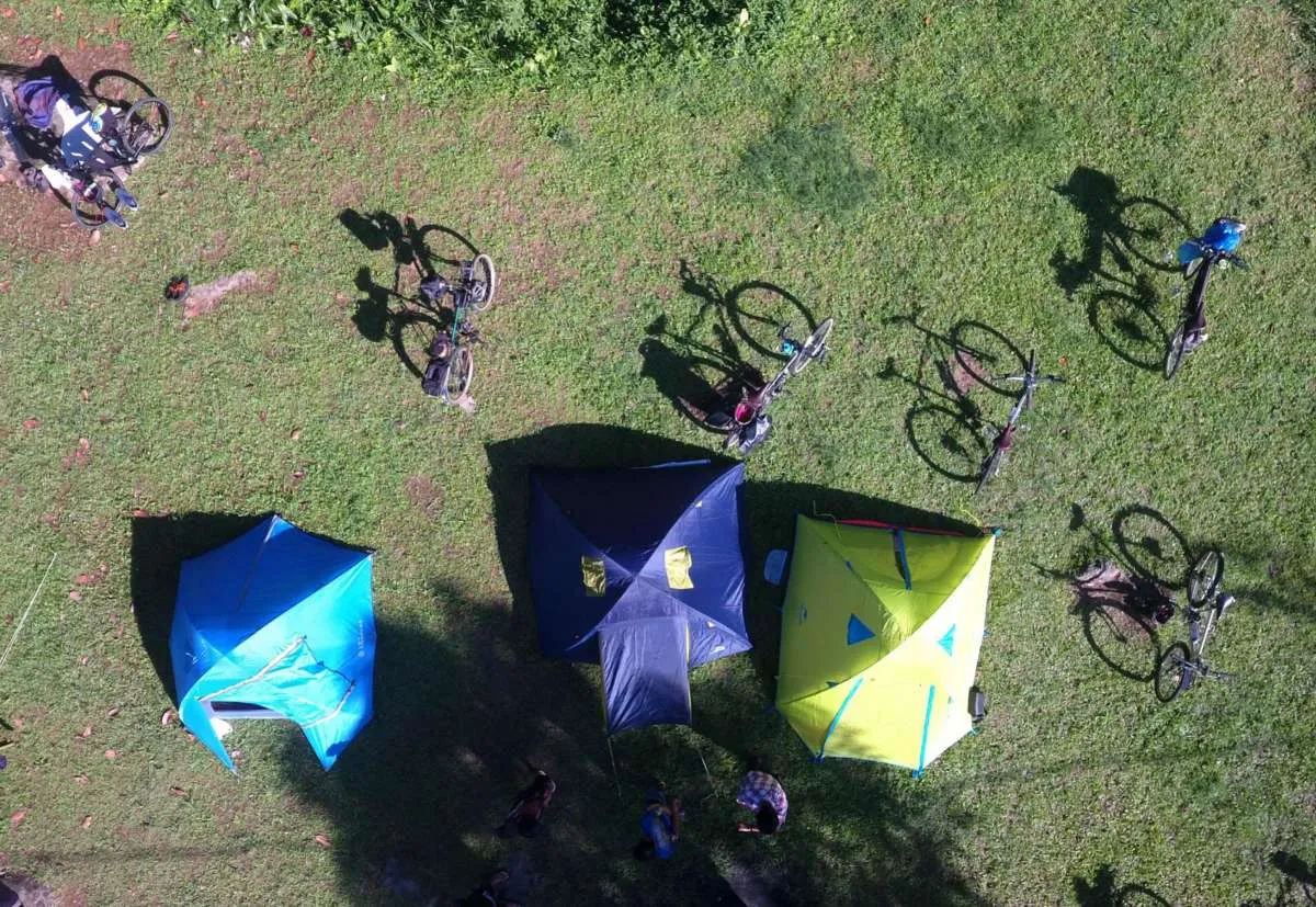 Pandemi Covid-19 menyusutkan penjualan perlengkapan luar ruang Cozmeed