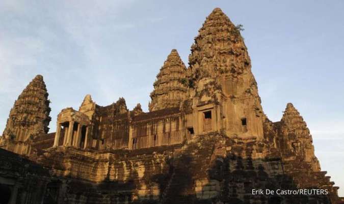 Pemerintah AS Kembalikan 30 Benda Seni Curian ke Kamboja