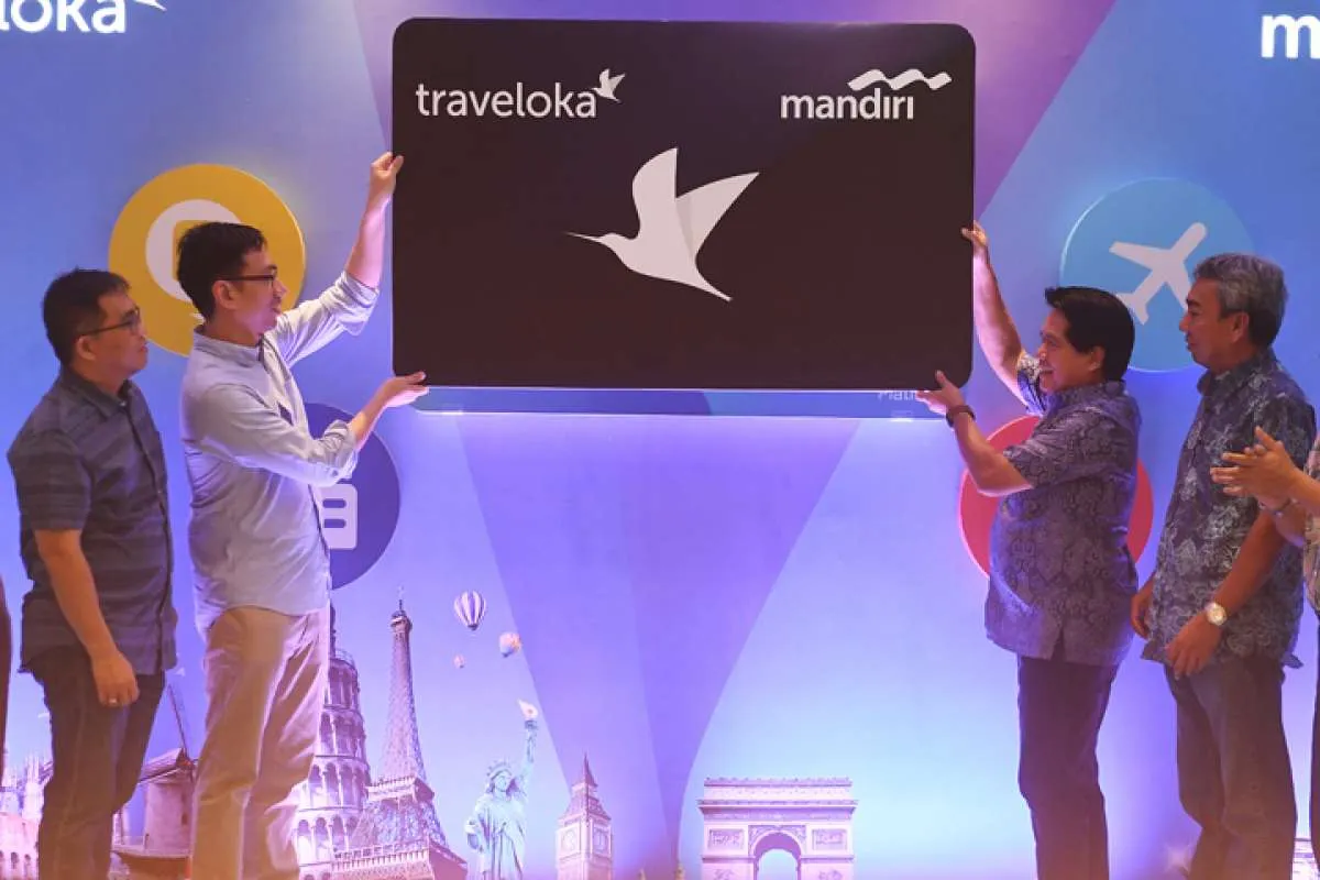 Masih populer, pengguna kartu kredit dan kartu debit melesat