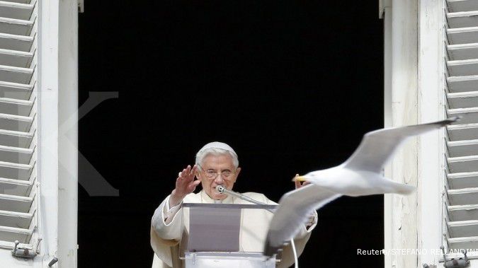 Misa terakhir, Paus Benediktus resmi mundur