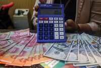 Rupiah Anjlok ke Rp 18.128: Ini Indikator Ekonomi yang Menekan