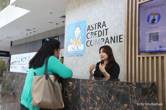 Astra Credit Companies Cermati Efek Pembatasan BBM pada Pembiayaan Kendaraan Listrik