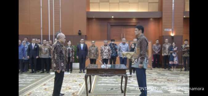 Purbaya Resmi Lantik Robert Jadi Sekjen Baru Kemenkeu, Gantikan Heru