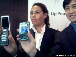 Curve dan Pearl Flip, Dua Varian Baru BlackBerry