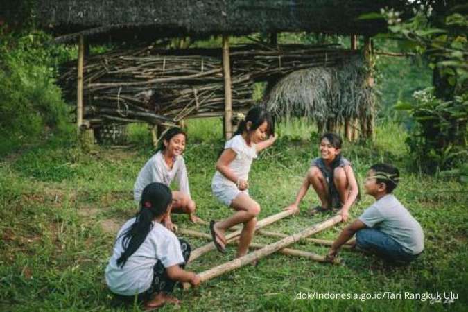 Tari Rangkuk Alu dari Manggarai, NTT: Cara Bermain dan Manfaat Permainan Rangkuk Alu