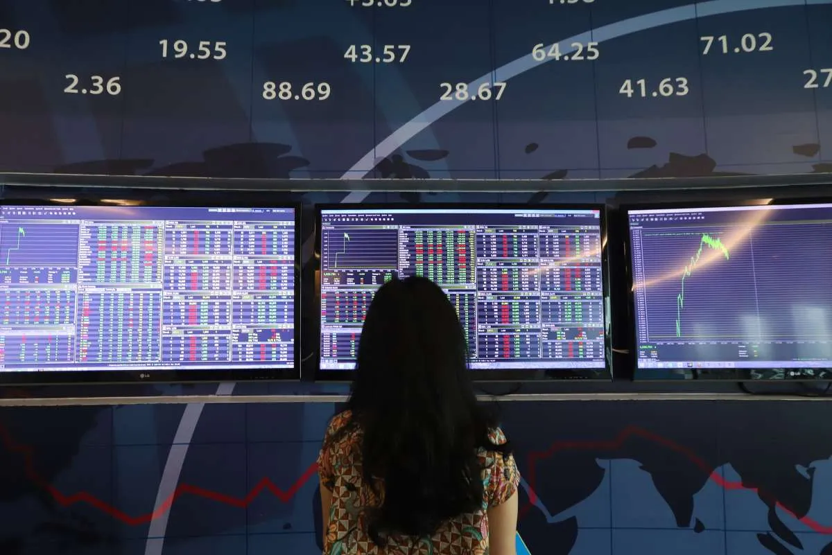 Kompak, Cek Harga Saham BBCA, NISP, dan MLPL di Perdagangan Bursa Rabu (24/1)