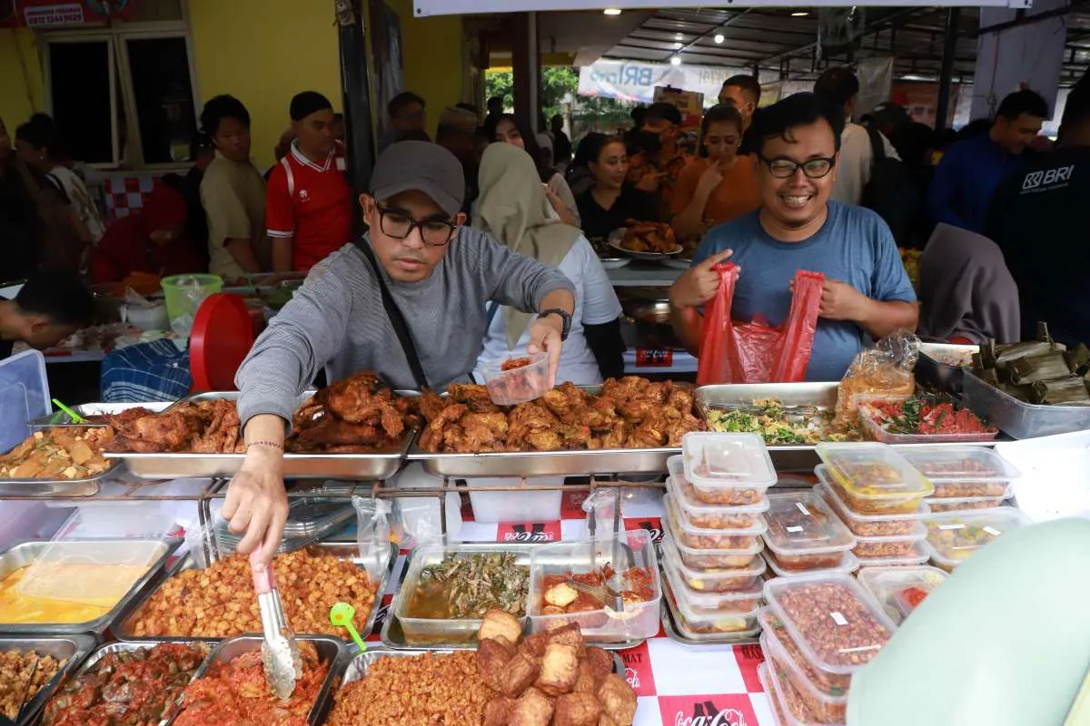 Jadwal Magrib Kupang Hari Ini: Cek Waktu Buka Puasa NTT 26 Februari 2026