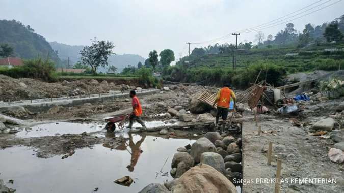 Pemulihan Infrastruktur Air di Sumbar, dari Tanggul Sampai Distribusi Air Bersih