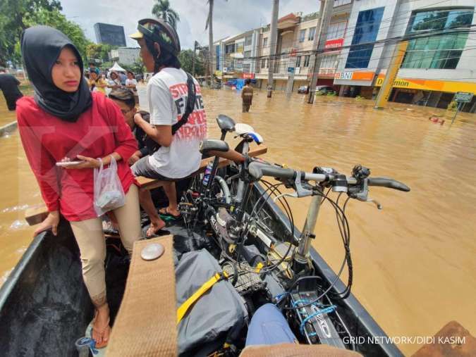 Jumlah pengungsi akibat banjir Jakarta mencapai 31.232 orang per 1 Januari 2020