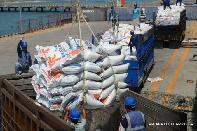 Indonesia Seeks to Import 900,000 Metric Tons of Rice until Year-End