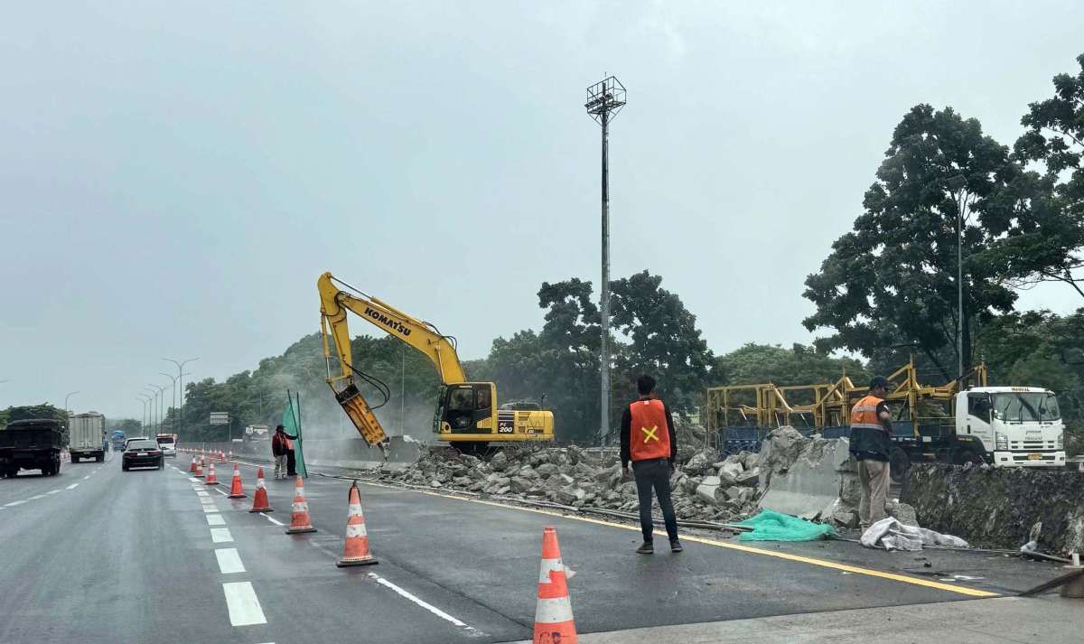 Astra Infra Selesaikan Pelebaran Jalan Tol Cipali