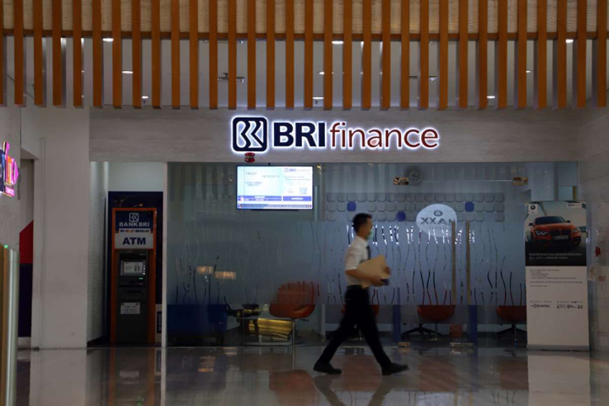 Biaya Dana Leasing Masih Enggan Turun