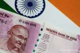Rupee India Ambles ke Rekor Terendah, Tertekan Lonjakan Harga Minyak