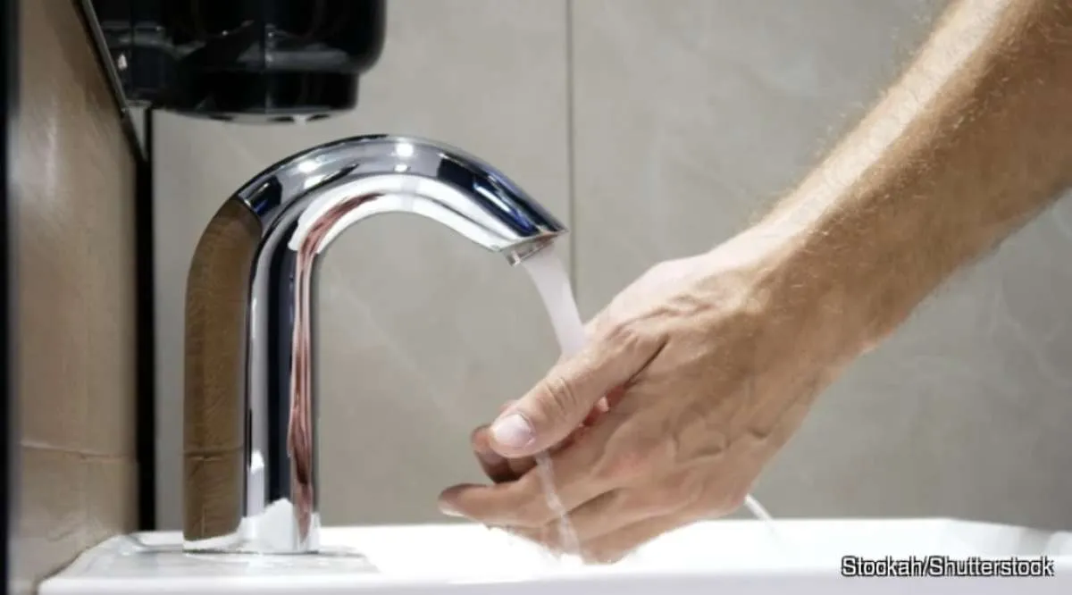 Apakah Perlu Membeli Keran Wastafel Sensor? 