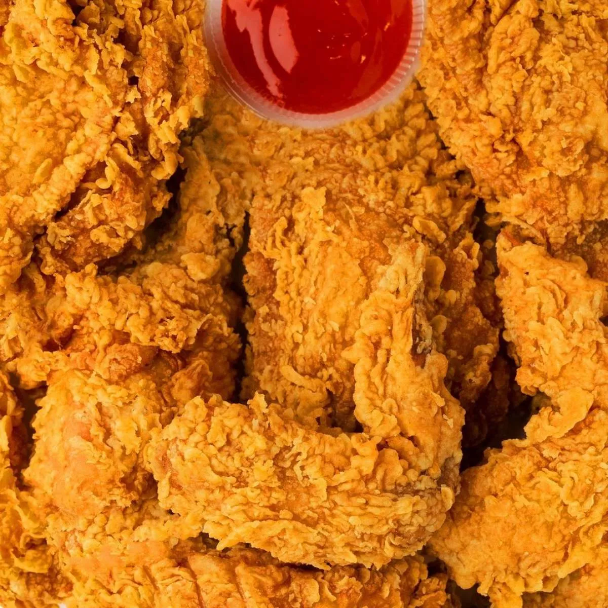 Bayar Rp 68.182 bisa dapat 5 potong ayam dan 3 nasi di promo KFC 7 Maret 2021!
